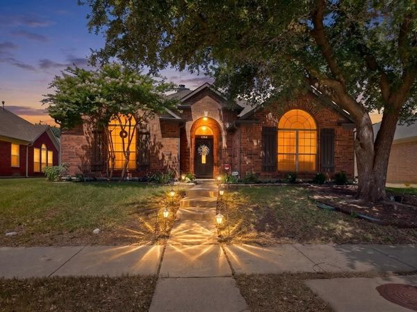 1264 Bedford Lane, Lewisville, TX 75077