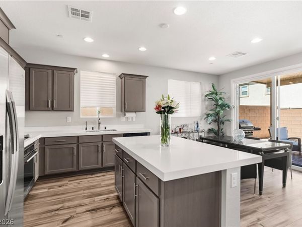 10626 Dryades Avenue , Las Vegas, NV 89166