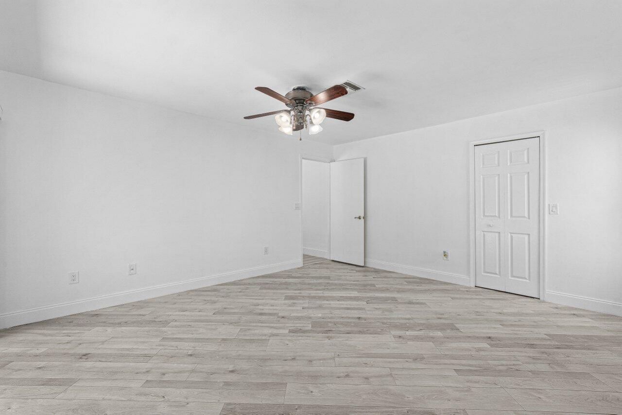 6930 NW 2nd Terrace, Boca Raton, FL 33487 Photo