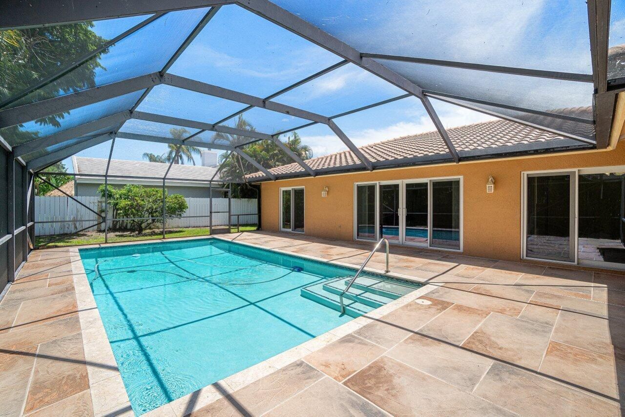 6930 NW 2nd Terrace, Boca Raton, FL 33487 Photo