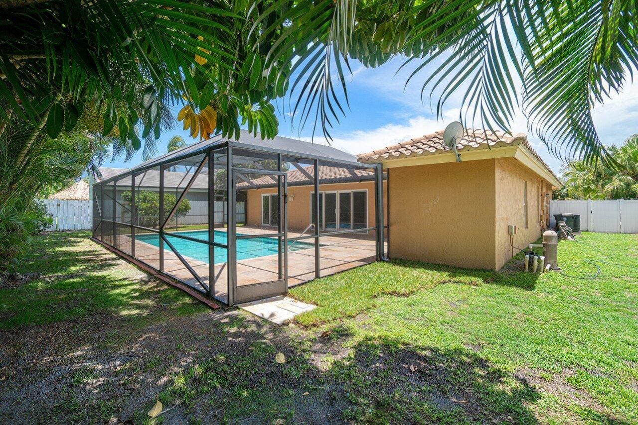6930 NW 2nd Terrace, Boca Raton, FL 33487 Photo