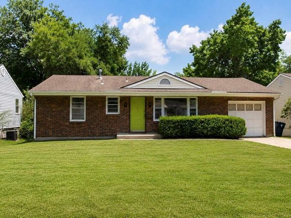 13 W 89 Terrace, Kansas City, MO 64114