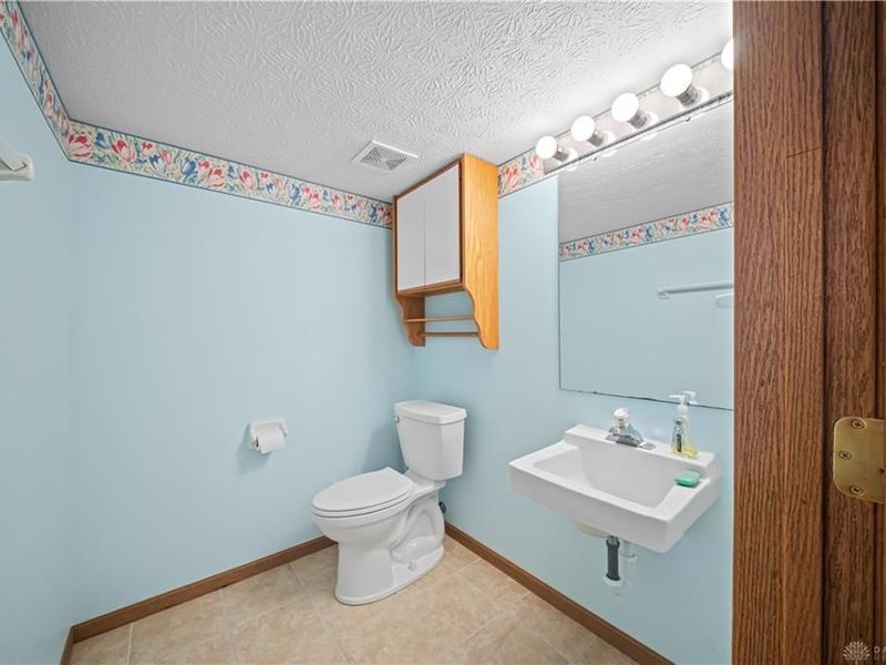 1780 Tearose Circle, Fairborn, OH 45324 Photo 30