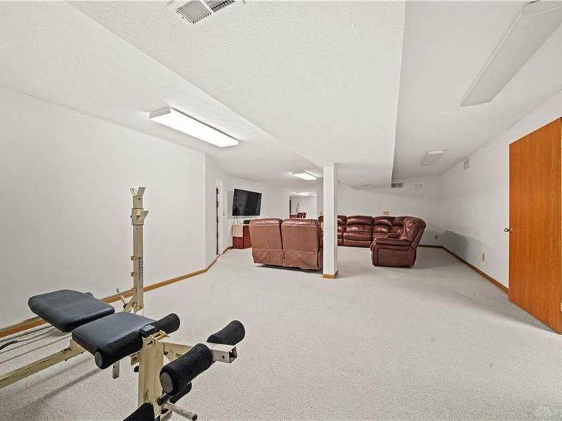 1780 Tearose Circle, Fairborn, OH 45324 Photo 37