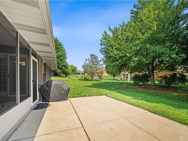 1780 Tearose Circle, Fairborn, OH 45324 Photo 45