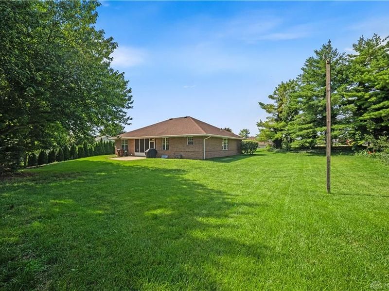 1780 Tearose Circle, Fairborn, OH 45324 Photo 46