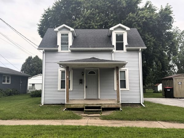 708 SW 6th Street , Aledo, IL 61231
