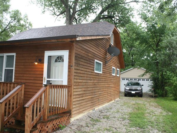 25057 W Petite Avenue , Antioch, IL 60002