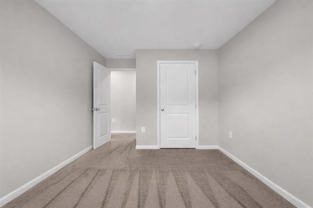 399 Myrtle Meadows Dr  Photo 10