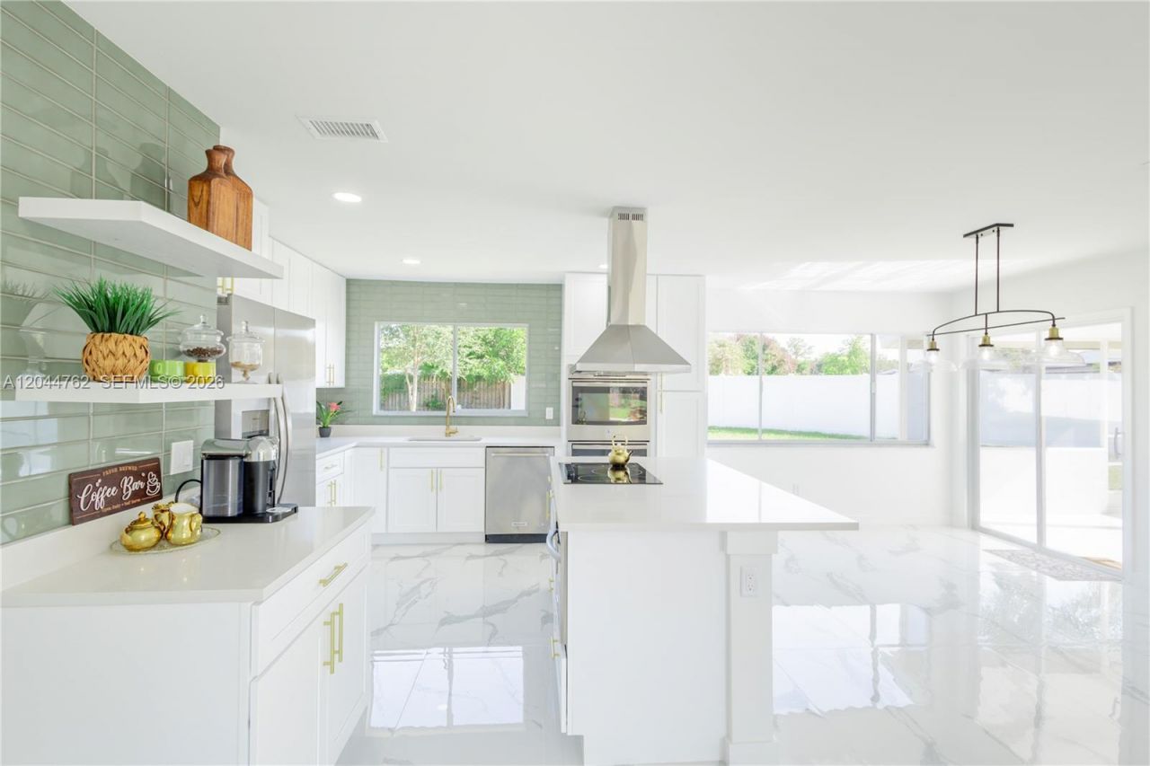 401 SW College Park Rd , Port Saint Lucie, FL 34953 Photo