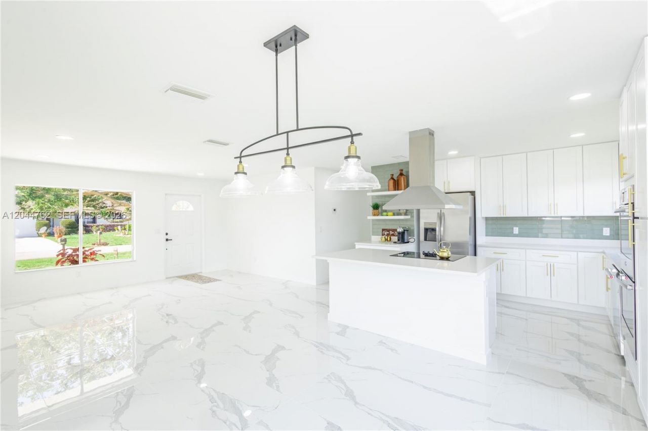 401 SW College Park Rd , Port Saint Lucie, FL 34953 Photo