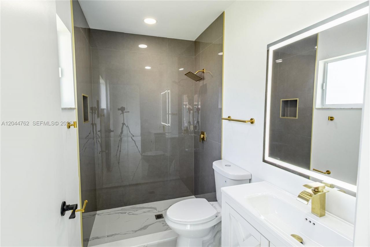 401 SW College Park Rd , Port Saint Lucie, FL 34953 Photo