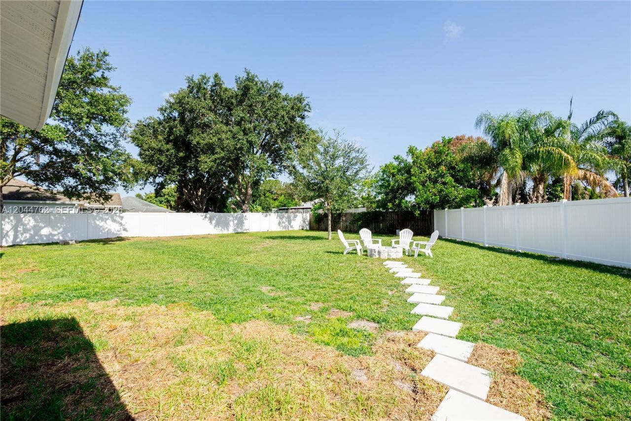 401 SW College Park Rd , Port Saint Lucie, FL 34953 Photo