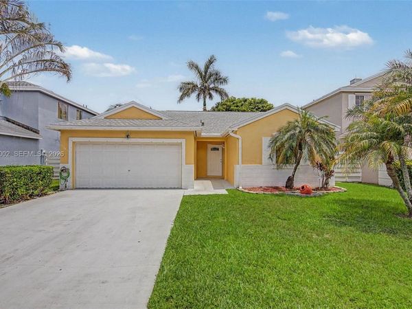 13765 SW 145th St , Miami, FL 33186