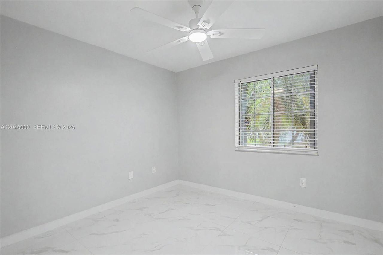 13765 SW 145th St , Miami, FL 33186 Photo