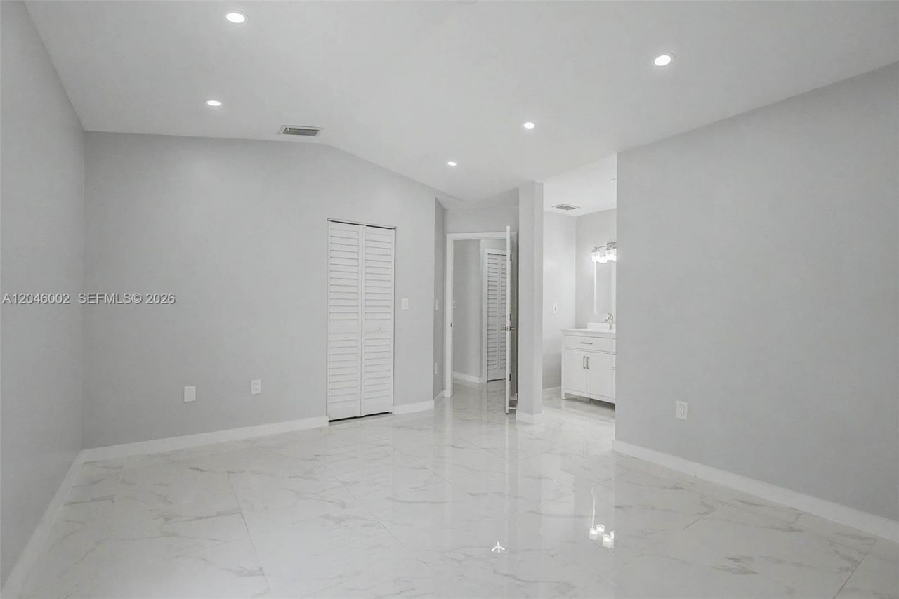 13765 SW 145th St , Miami, FL 33186 Photo