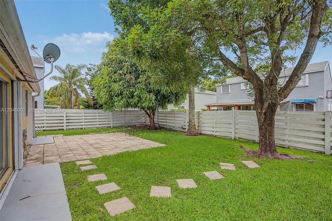 13765 SW 145th St , Miami, FL 33186 Photo