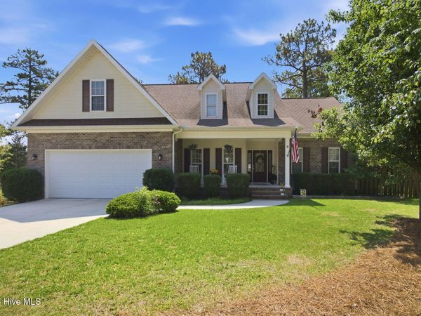 6 Regal Way , Pinehurst, NC 28374