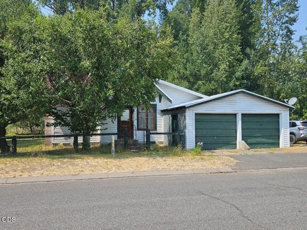 52780 Hwy 62, Fort Klamath, OR 97626