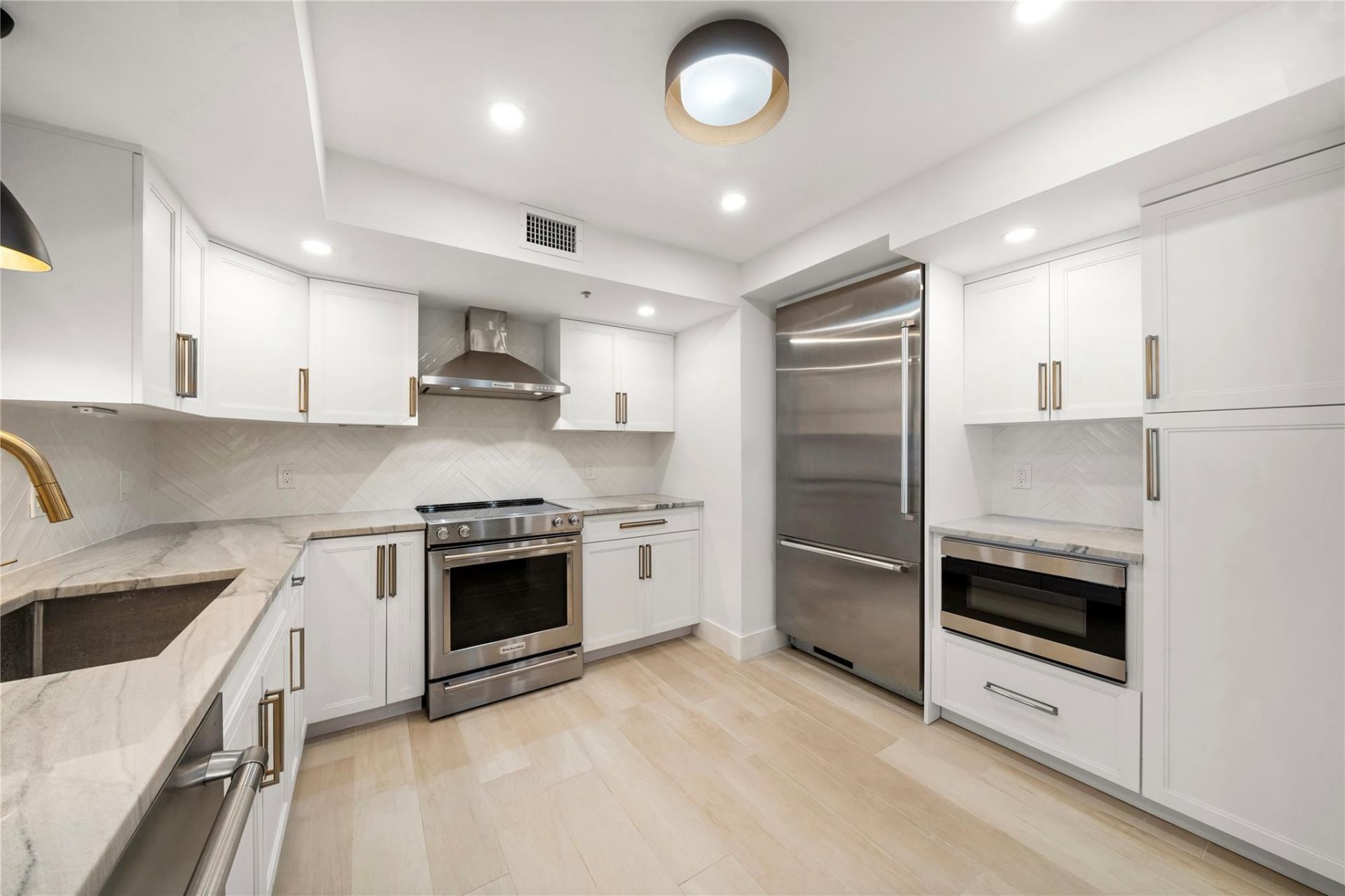 1201 S Ocean Drive, Unit 1607n, Hollywood, FL 33019 Photo