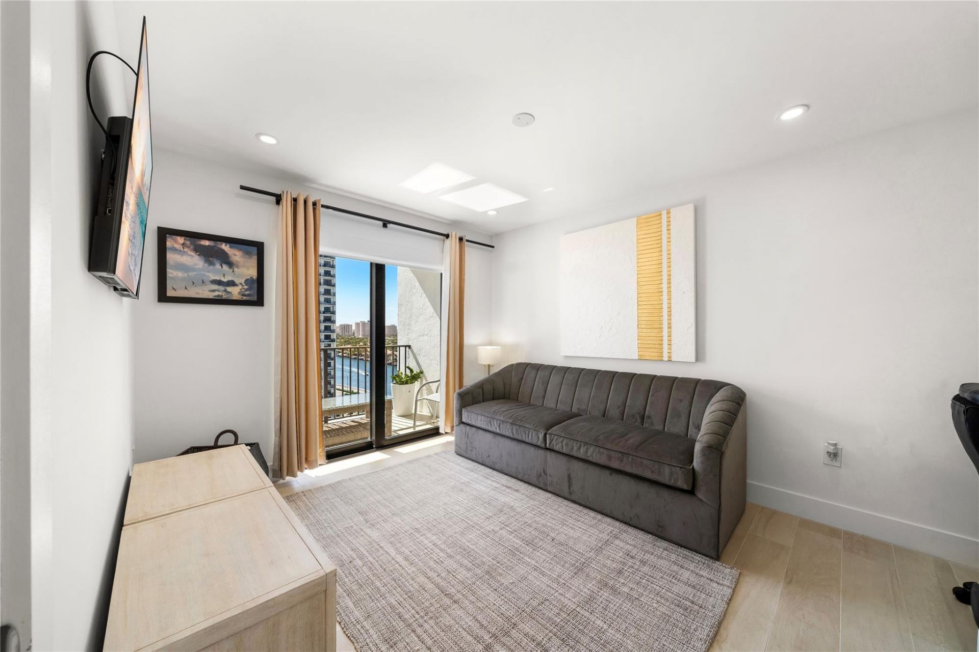1201 S Ocean Drive, Unit 1607n, Hollywood, FL 33019 Photo