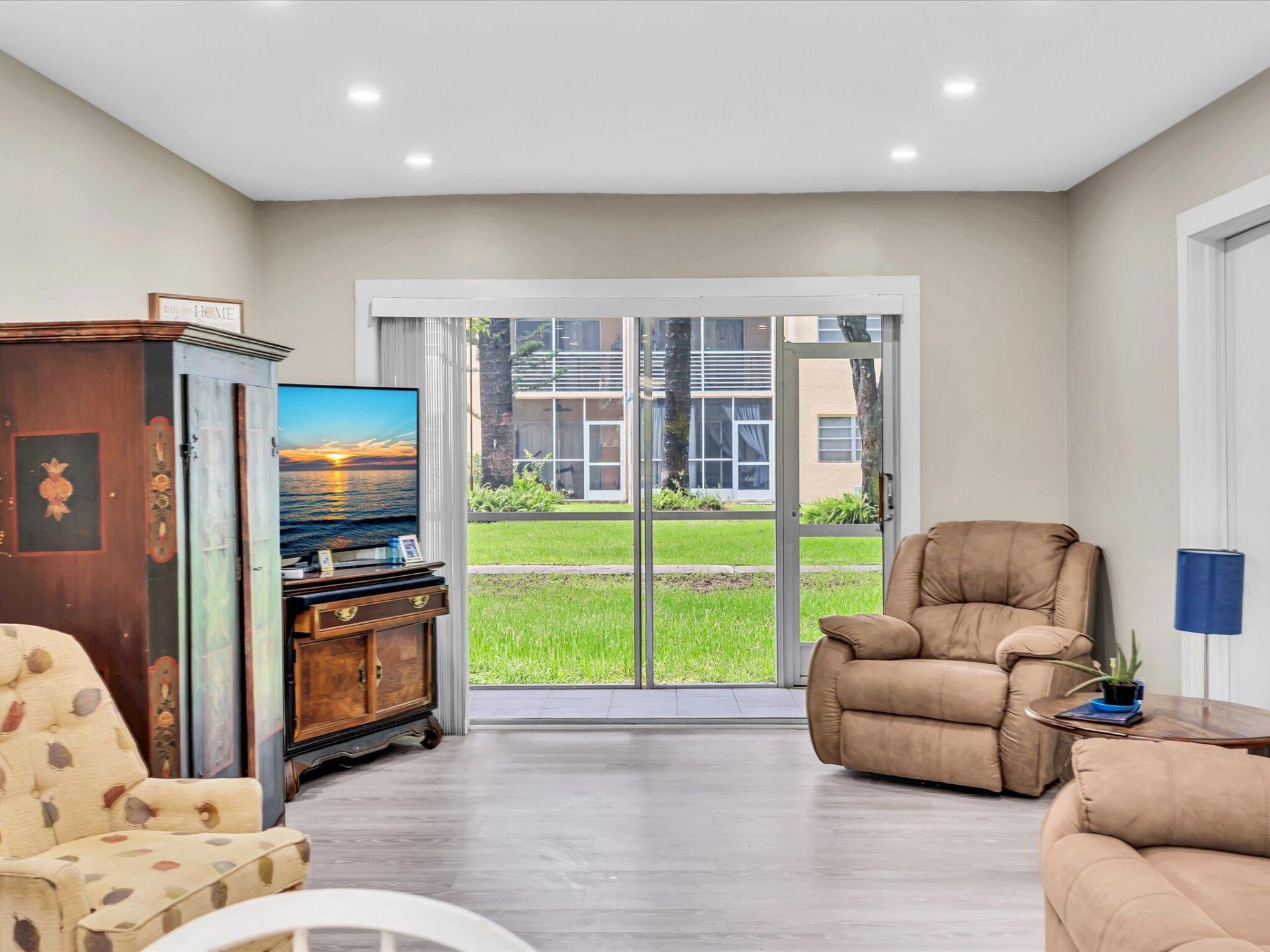 100 Ashbury Road, Unit 103, Hollywood, FL 33024 Photo