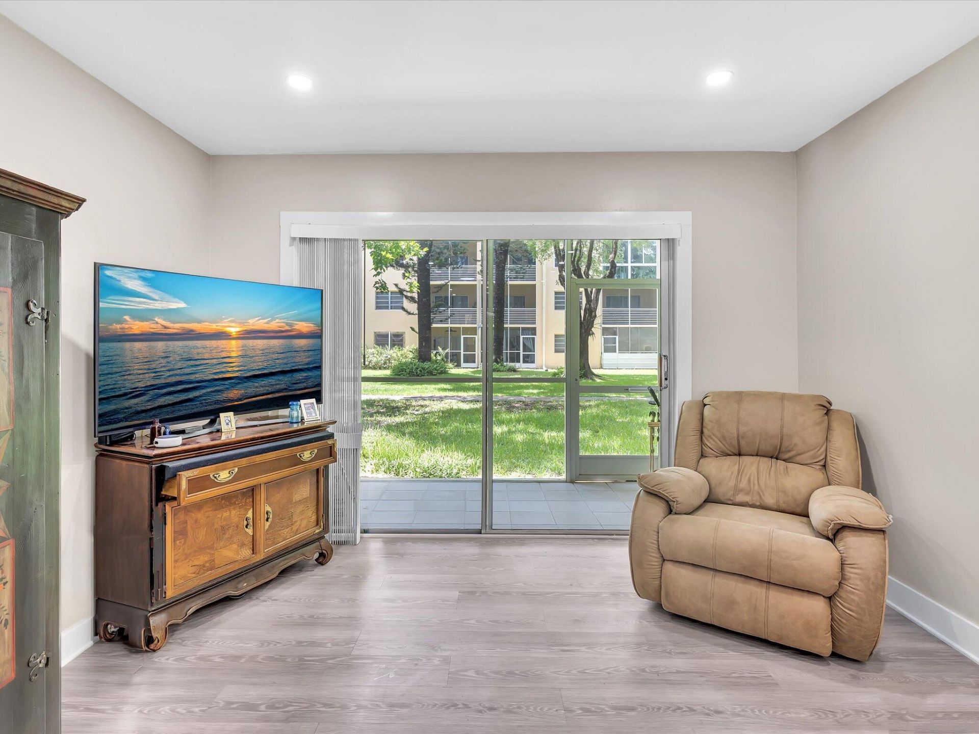 100 Ashbury Road, Unit 103, Hollywood, FL 33024 Photo
