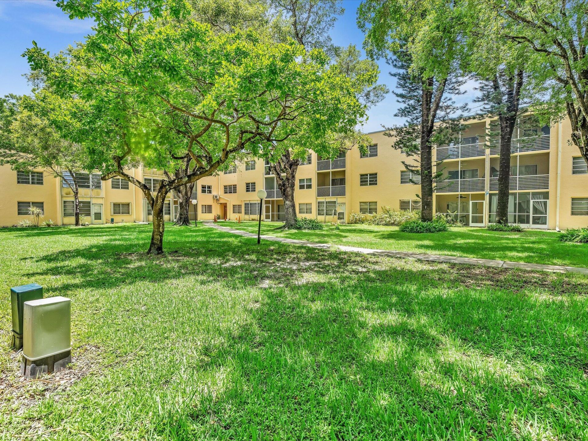 100 Ashbury Road, Unit 103, Hollywood, FL 33024 Photo