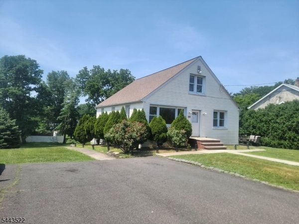 59 Troy Rd, Parsippany-Troy Hills, NJ 07054