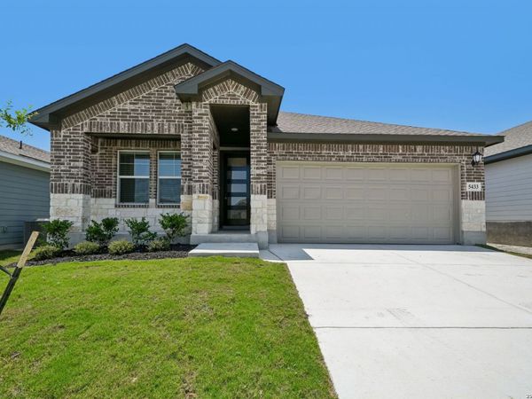 5433 Wrangler Way, Marion, TX 78124