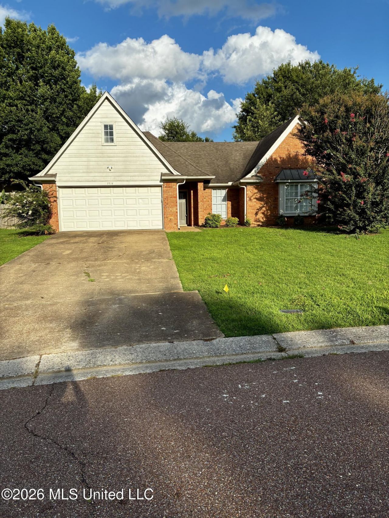 7414 Hunters Hollow Lane Southaven, MS 38671