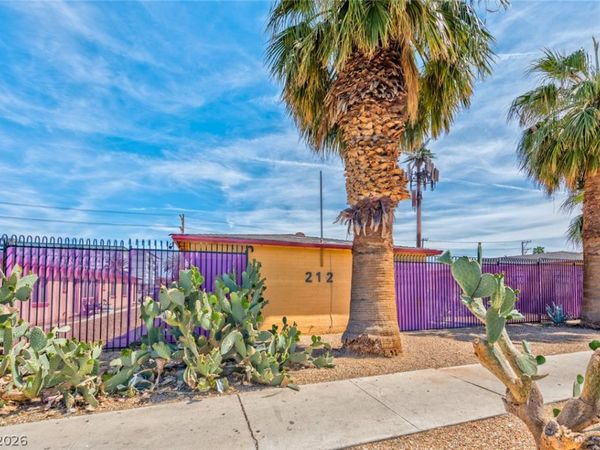 210 N 10th Street , Unit 2, Las Vegas, NV 89101