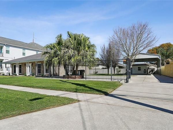 237 12TH Street, New Orleans, LA 70124
