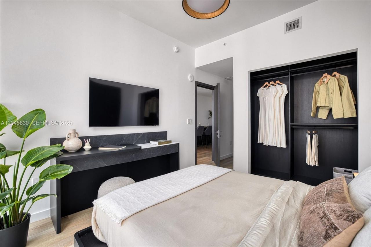 20 NE 11th St , Unit 4503, Miami, FL 33132 Photo