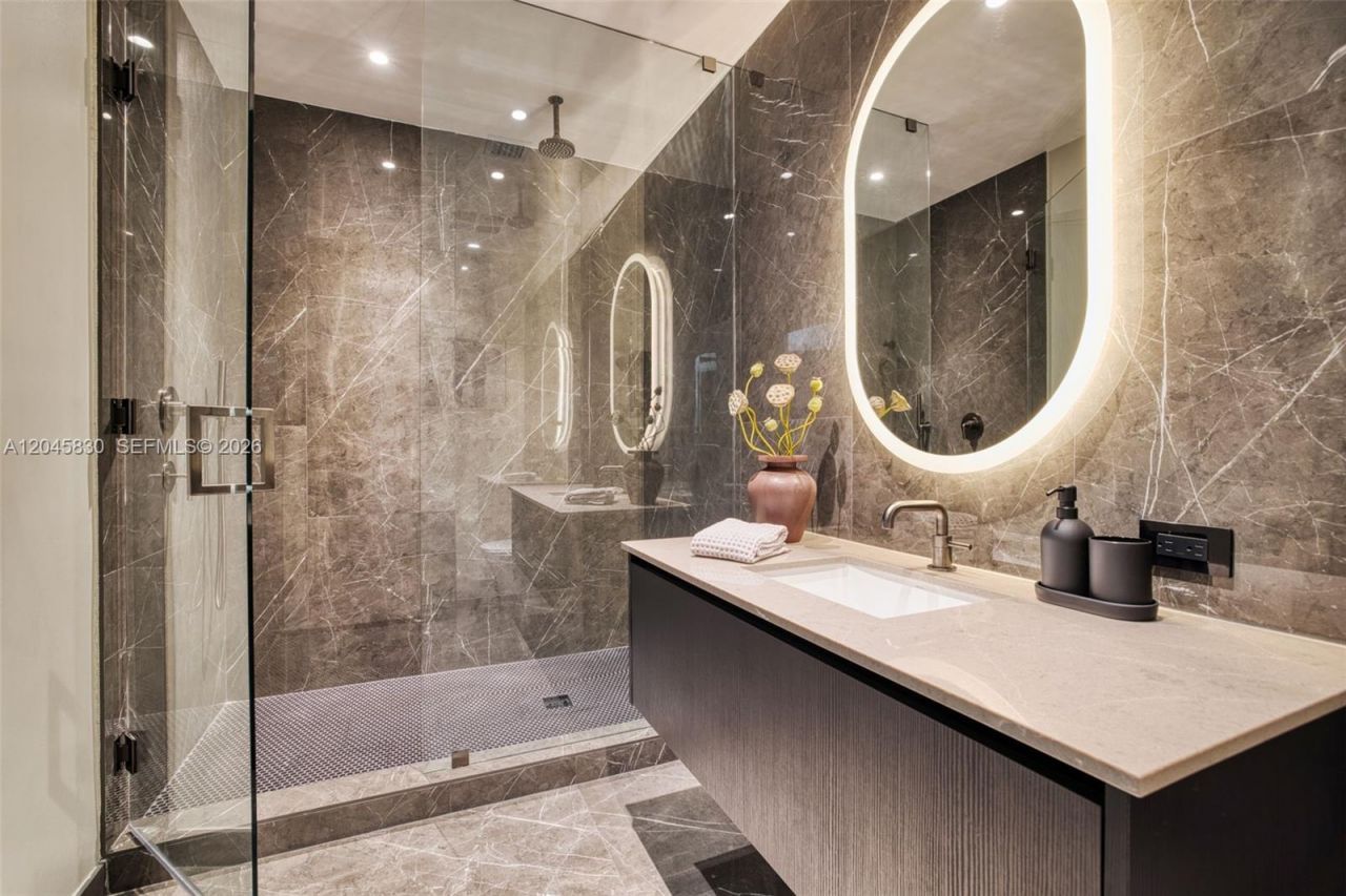 20 NE 11th St , Unit 4503, Miami, FL 33132 Photo
