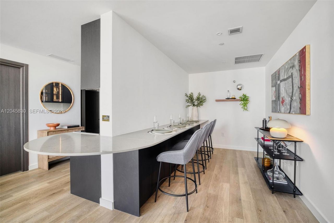 20 NE 11th St , Unit 4503, Miami, FL 33132 Photo