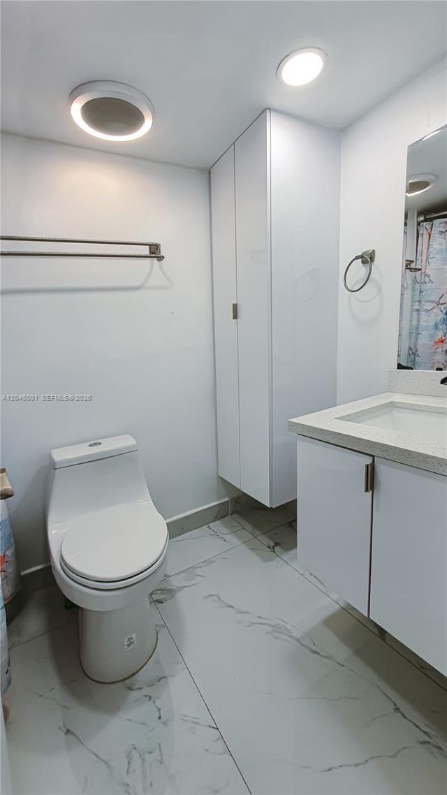 1655 NE 115th St , Unit 28B, Miami, FL 33181 Photo