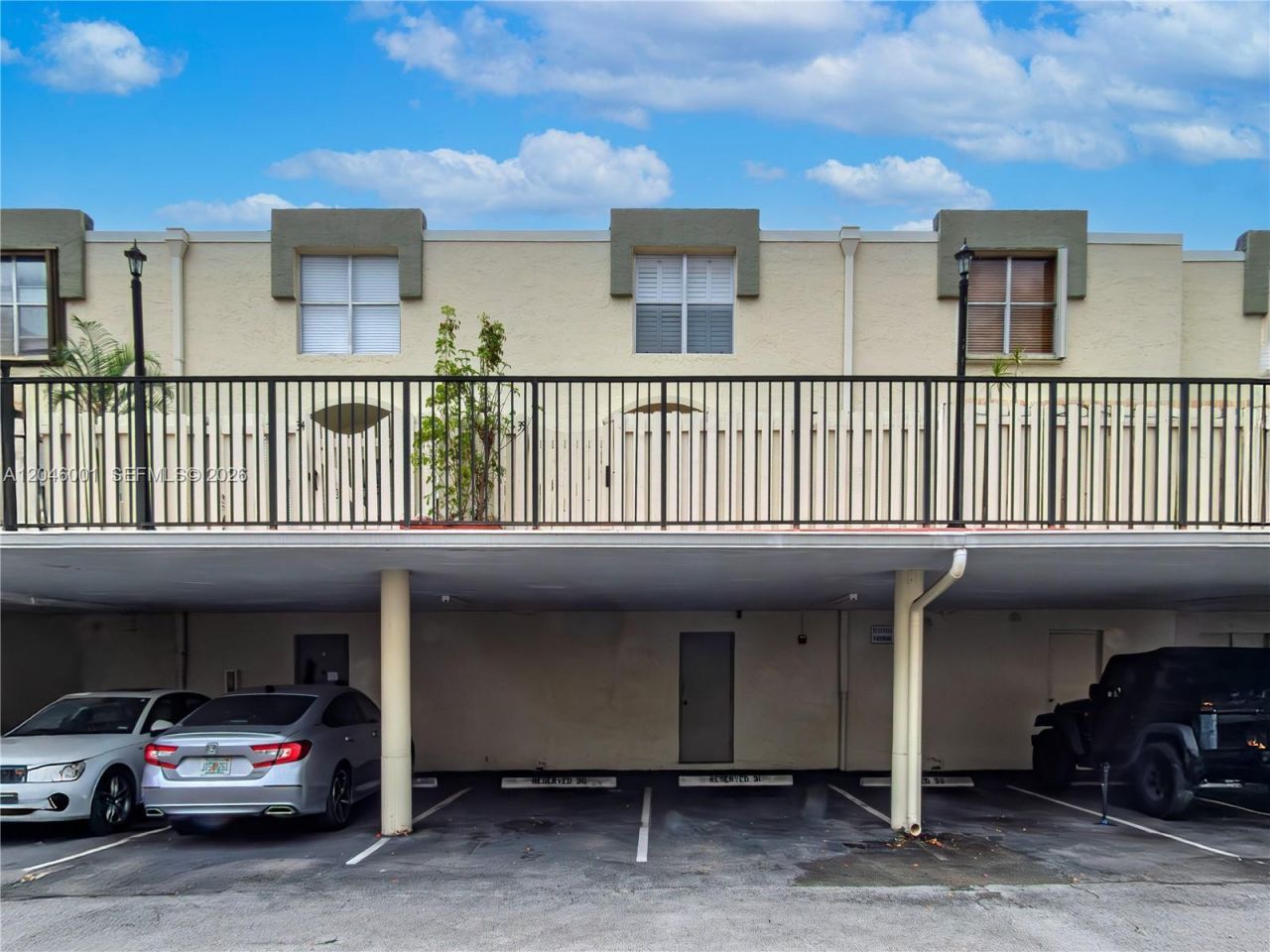 1655 NE 115th St , Unit 28B, Miami, FL 33181 Photo