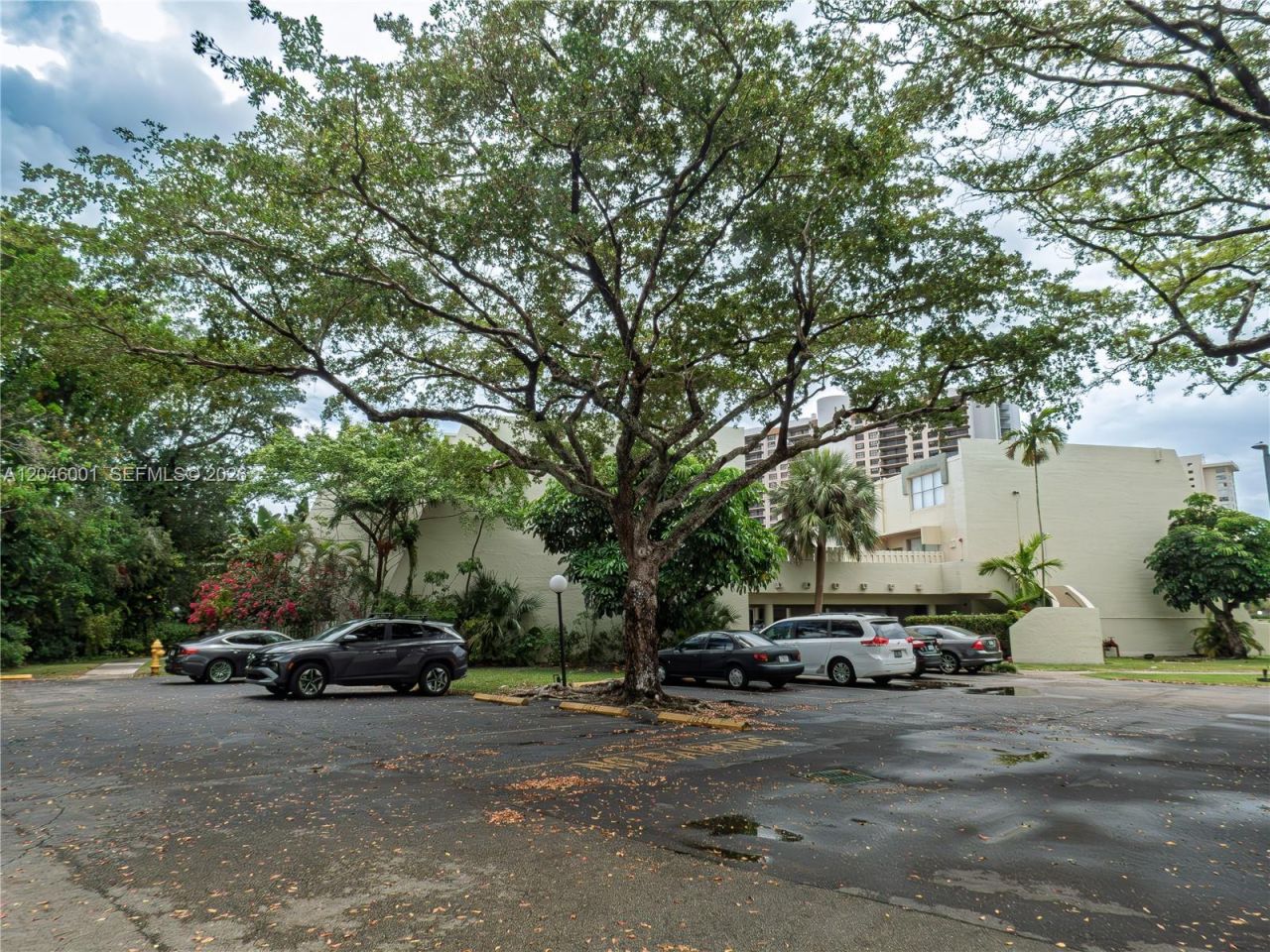 1655 NE 115th St , Unit 28B, Miami, FL 33181 Photo