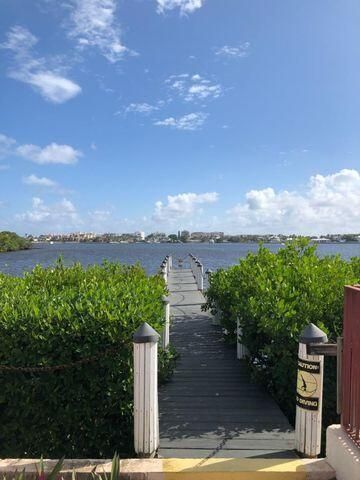720 N Dixie Highway, Unit 202, Lantana, FL 33462 Photo