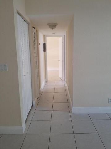720 N Dixie Highway, Unit 202, Lantana, FL 33462 Photo