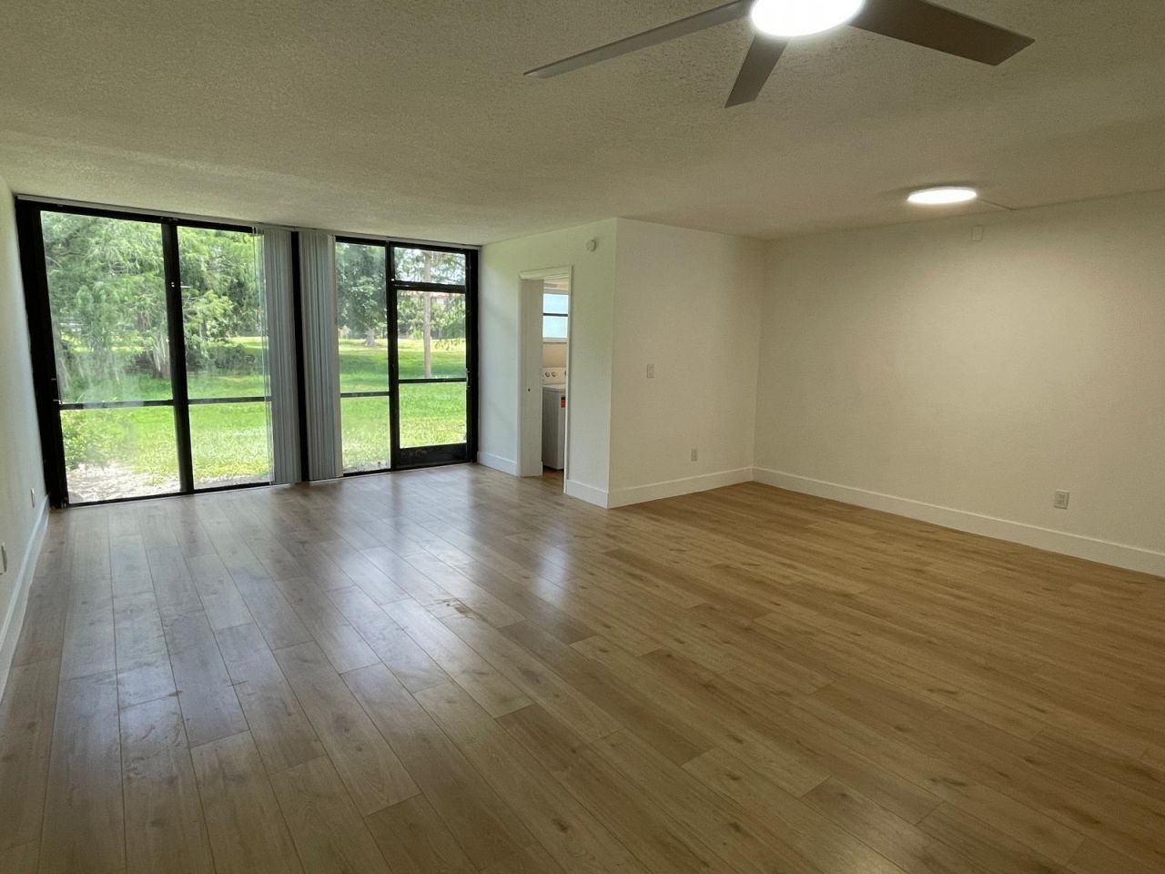 4140 Inverrary Drive, Unit Apt 15e, Lauderhill, FL 33319 Photo