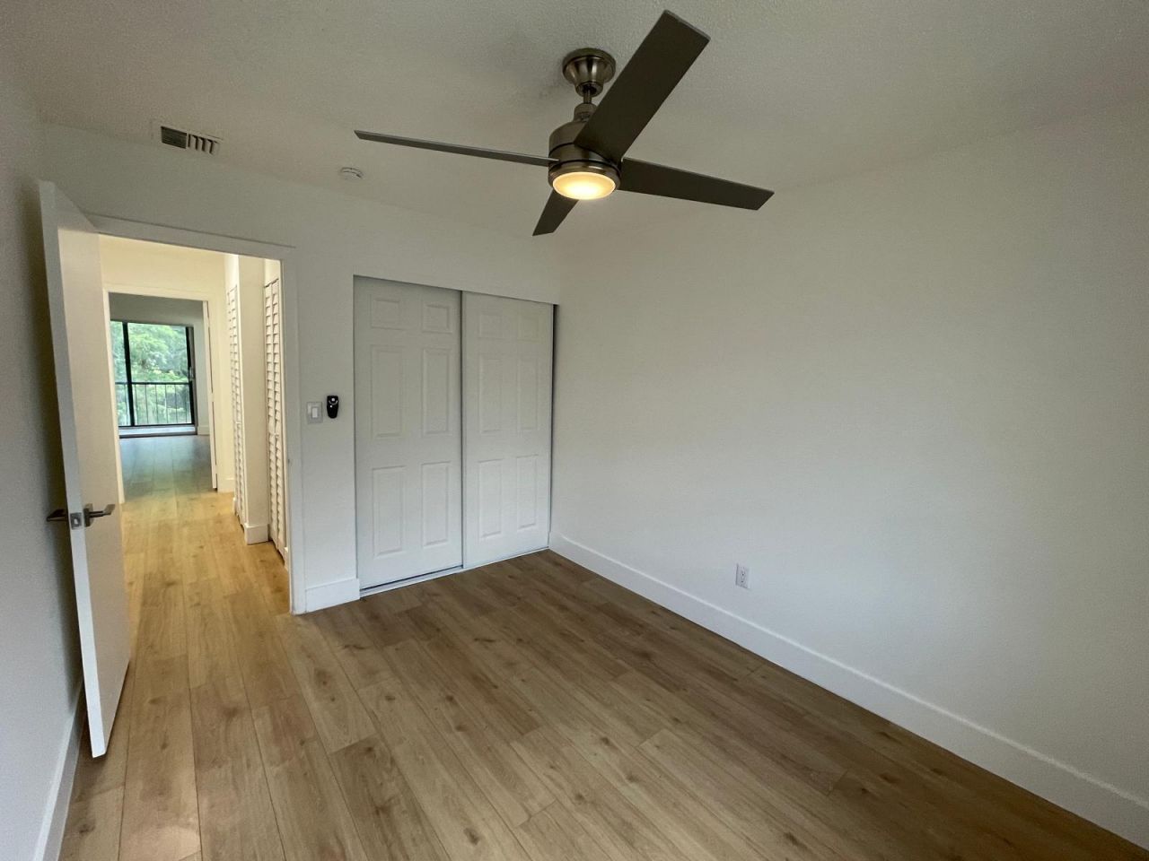 4140 Inverrary Drive, Unit Apt 15e, Lauderhill, FL 33319 Photo