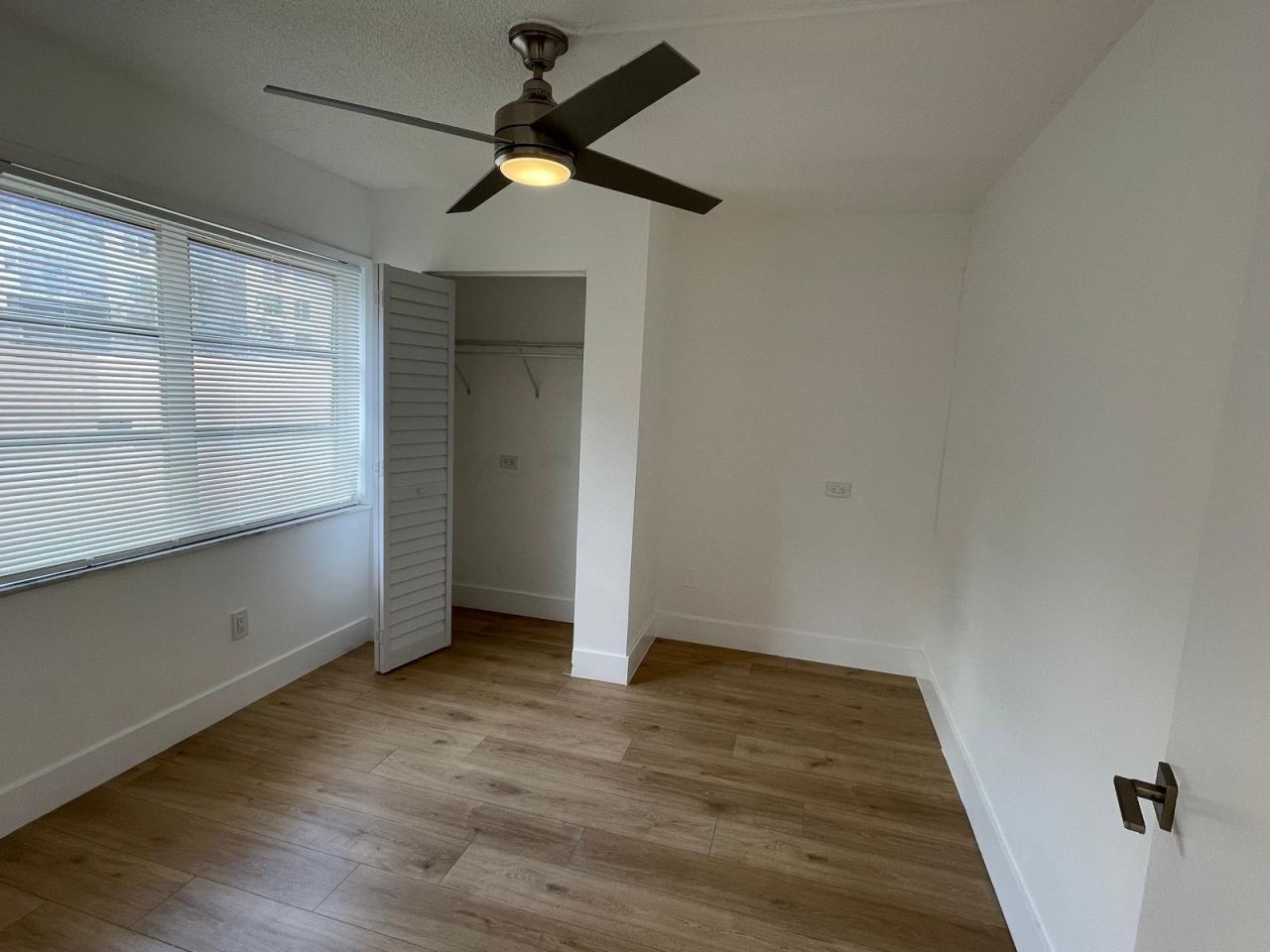 4140 Inverrary Drive, Unit Apt 15e, Lauderhill, FL 33319 Photo
