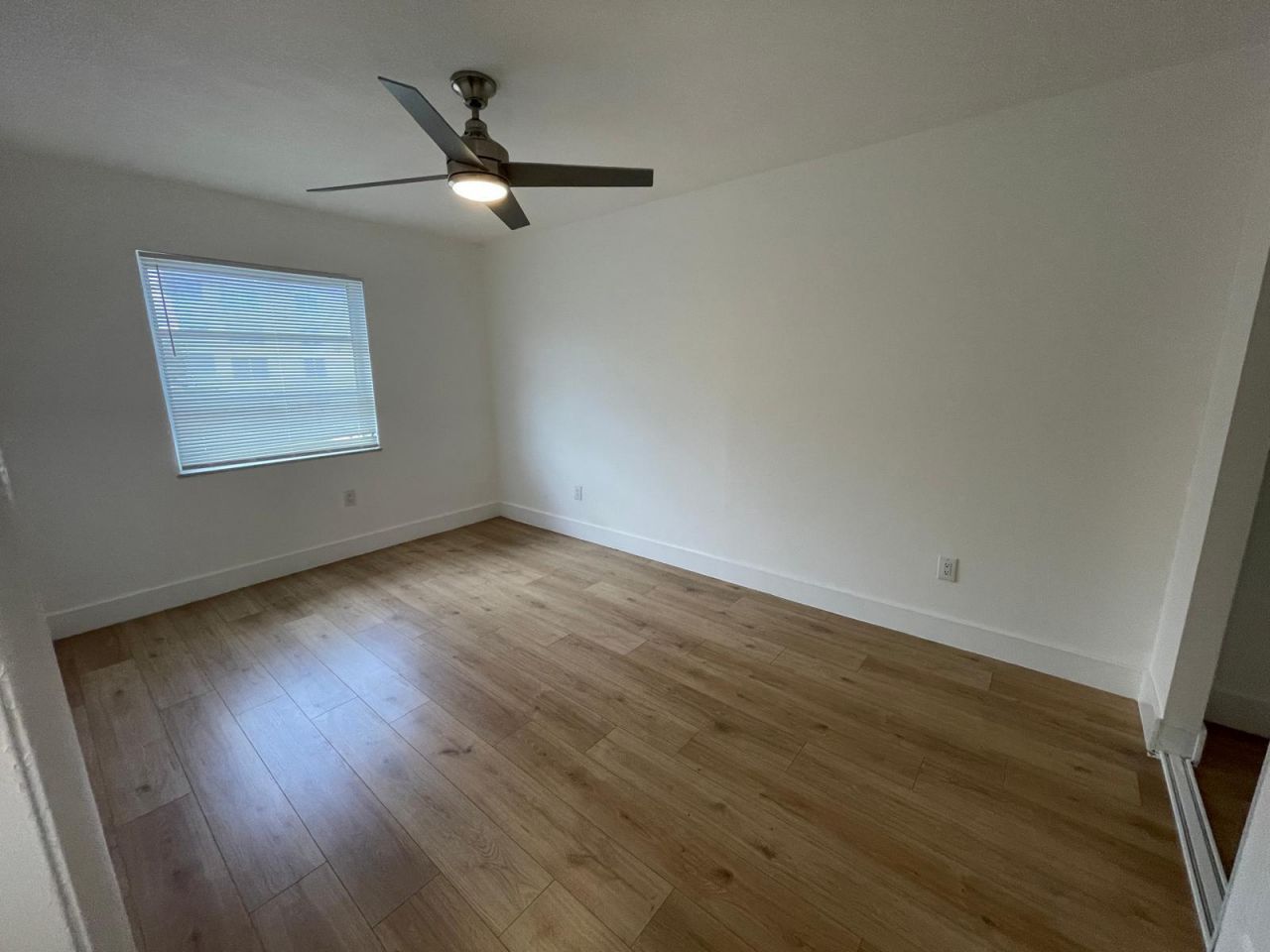 4140 Inverrary Drive, Unit Apt 15e, Lauderhill, FL 33319 Photo