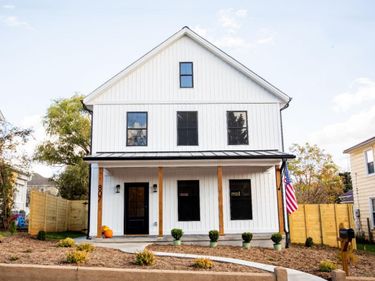 807 Grove Street, Bedford, VA 24523
