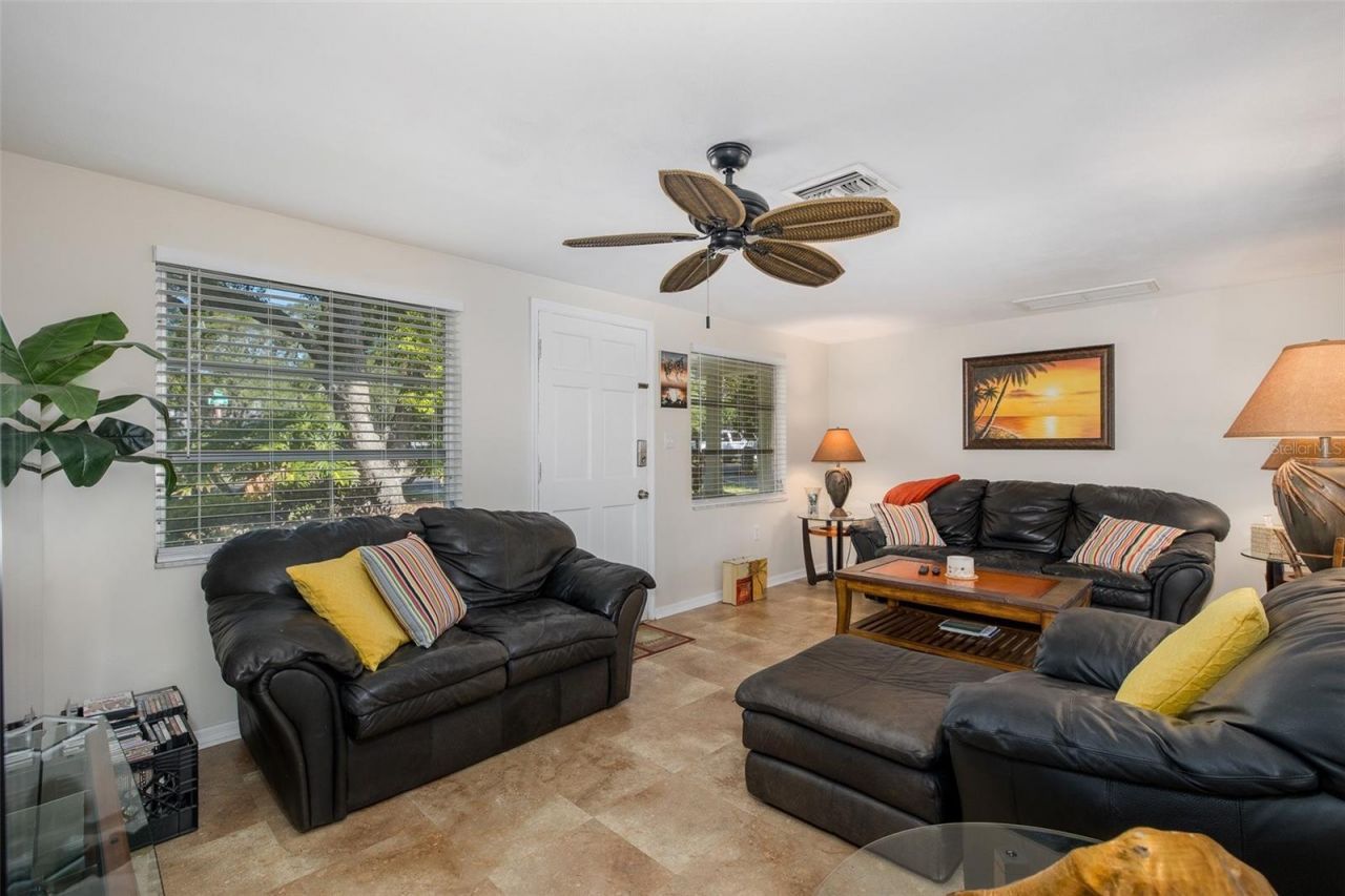 3318 Pineview Drive , Holiday, FL 34691 Photo