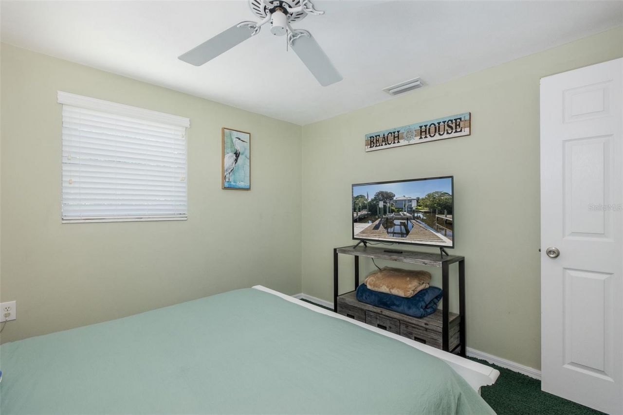 3318 Pineview Drive , Holiday, FL 34691 Photo