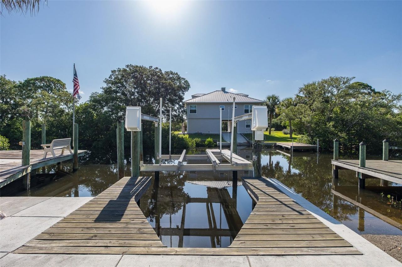 3318 Pineview Drive , Holiday, FL 34691 Photo