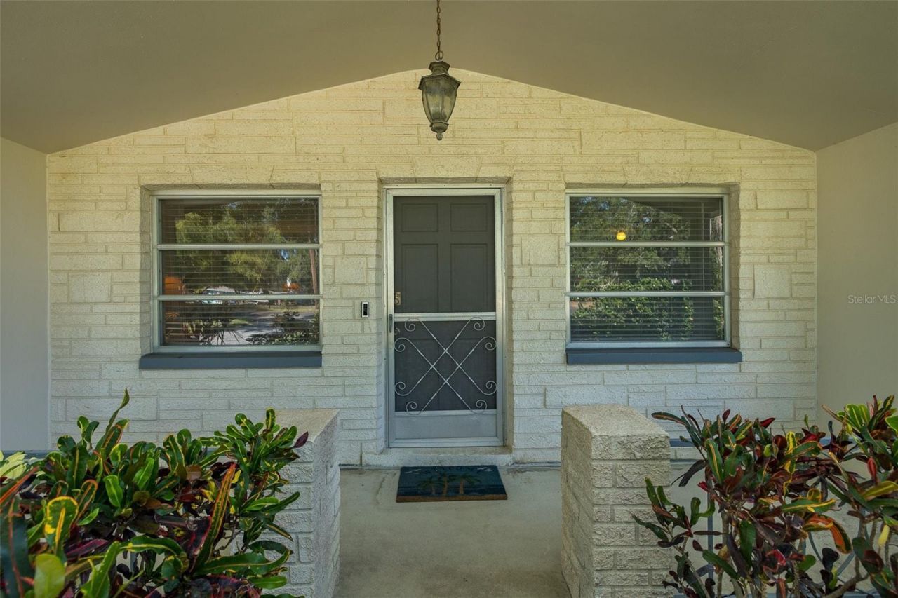 3318 Pineview Drive , Holiday, FL 34691 Photo
